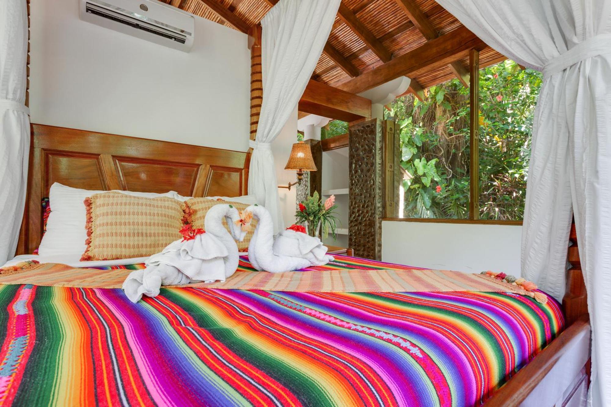 Ian Anderson Caves Branch Jungle Lodge Belmopan Exteriér fotografie